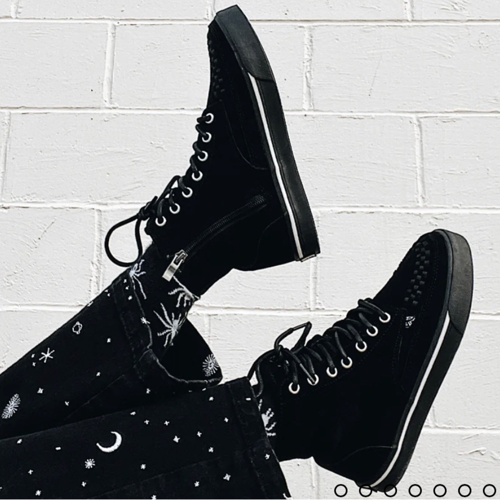 TUK high top sneaker boot